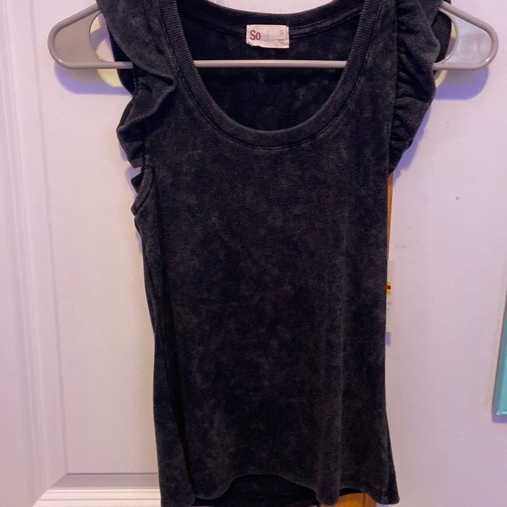 So shirt